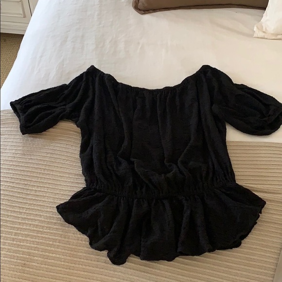 Free People cropped off the shoulder top - Picture 1 of 4